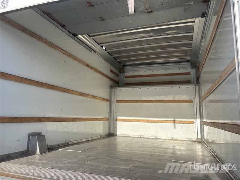 Ford E-450 4x2 Van Truck Skapbiler