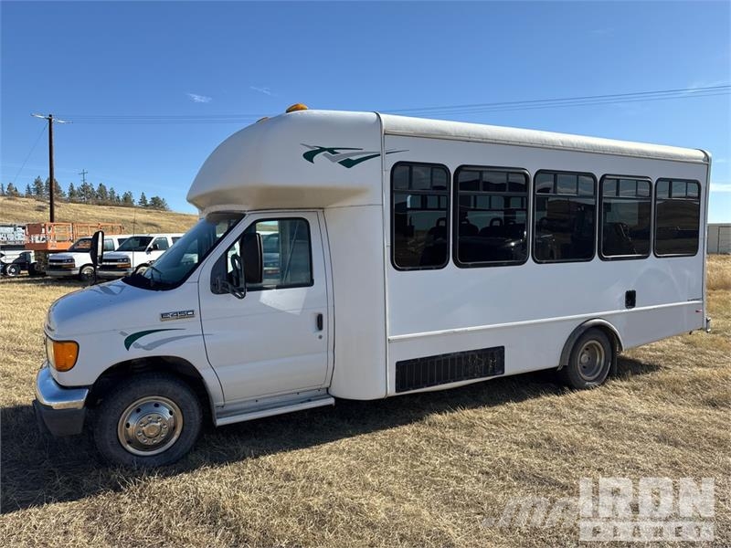 Ford E-450 Econoline Mini buses