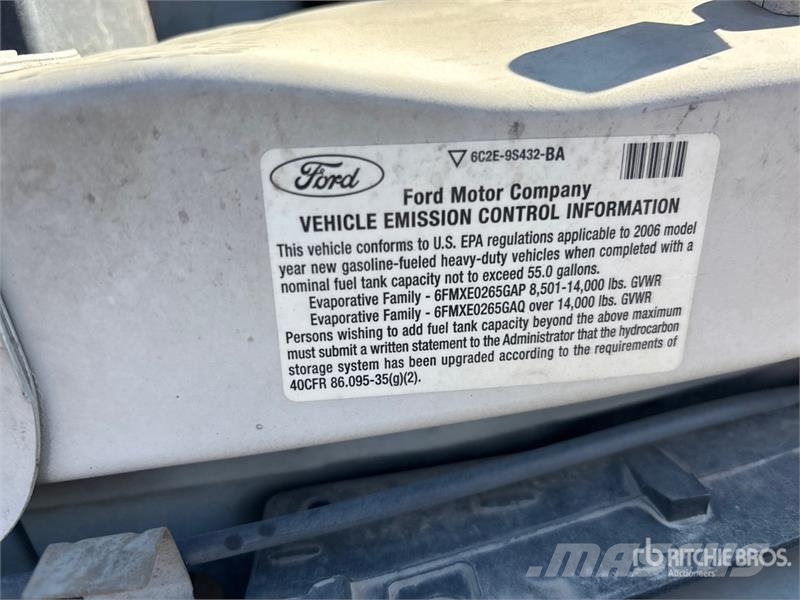Ford E-450 Passenger Van Utilitaire