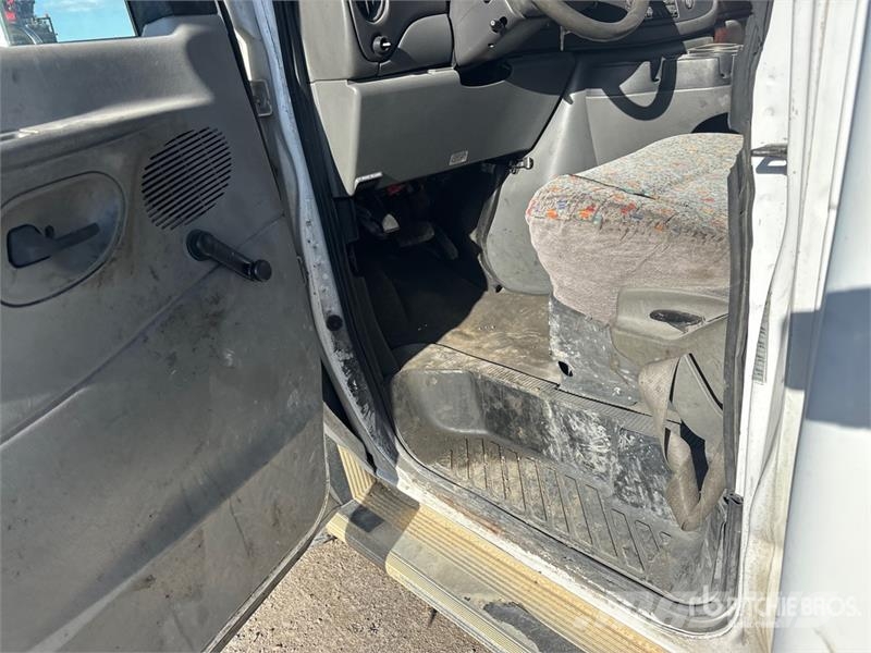 Ford E-450 Passenger Van Utilitaire