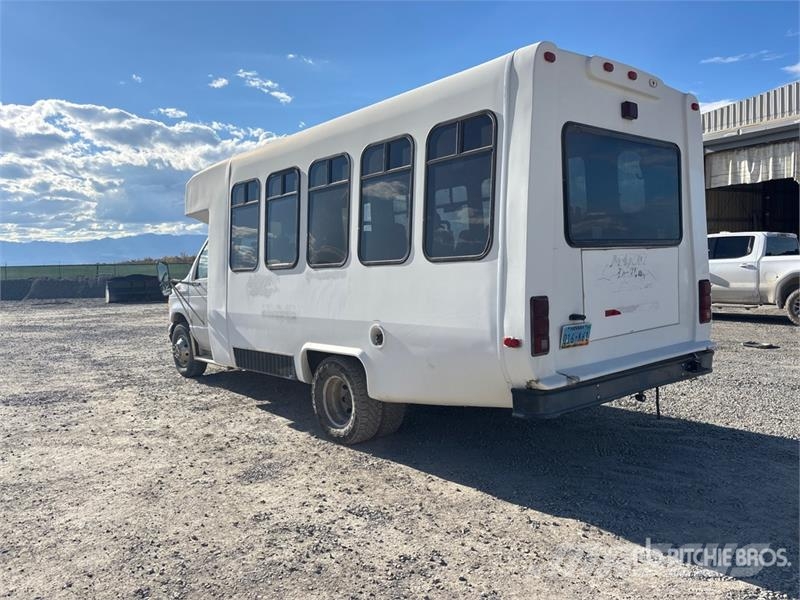 Ford E-450 Passenger Van Utilitaire