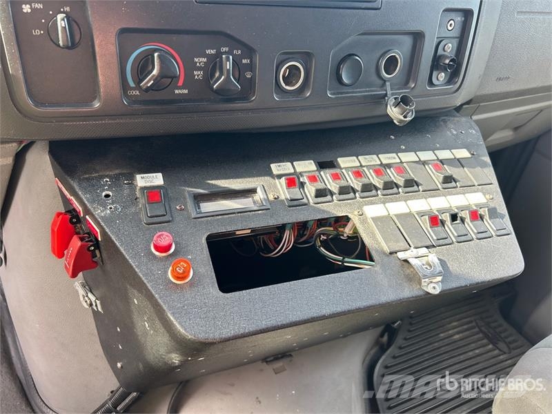 Ford E-450 Super Duty 救急車