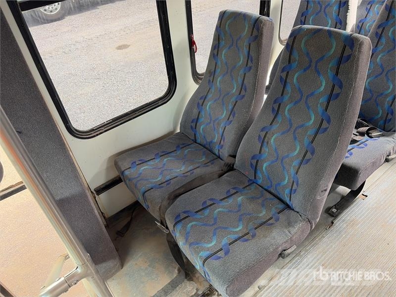 Ford E450 4x2 14-Seat Transit Bus Minibuses