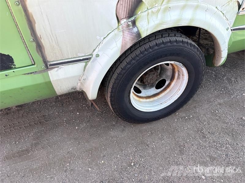 Ford E450 Bus Minibusse