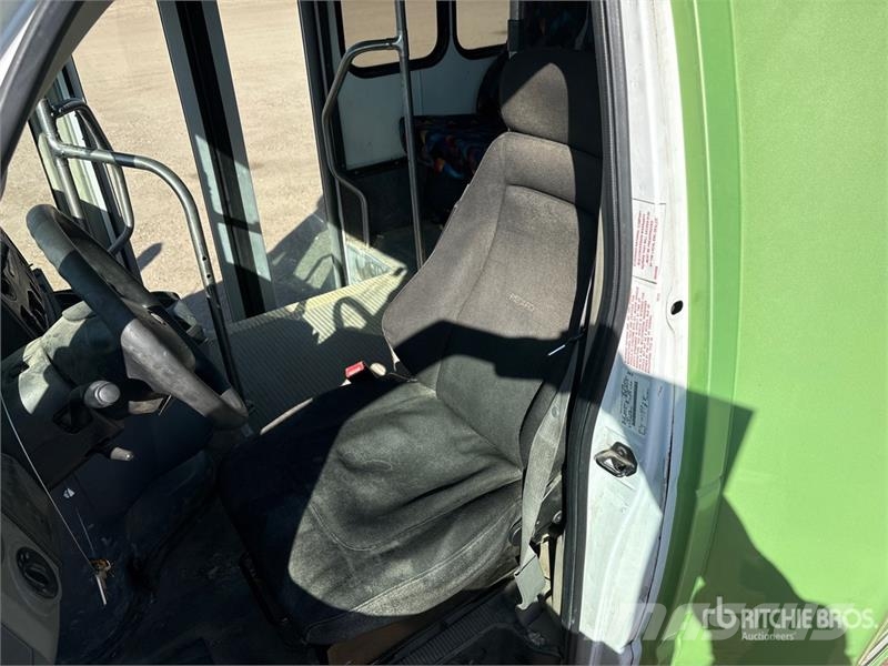 Ford E450 Bus Minibusse