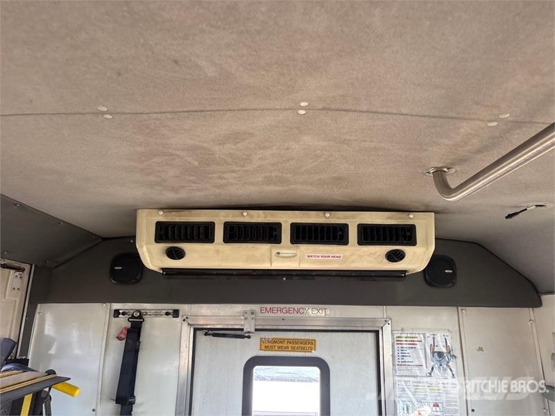 Ford E450 Bus Minibusse