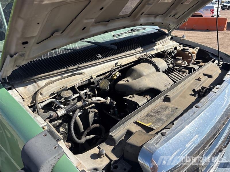 Ford E450 Bus Minibusse