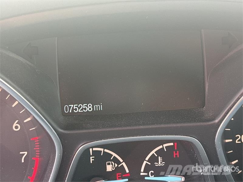 Ford Escape 2WD SUV سيارات