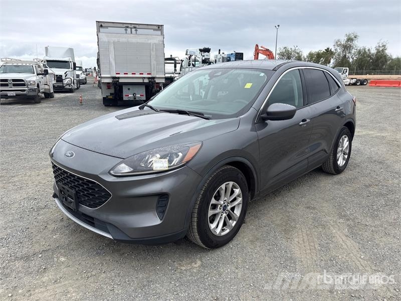 Ford Escape 2WD SUV Automašīnas