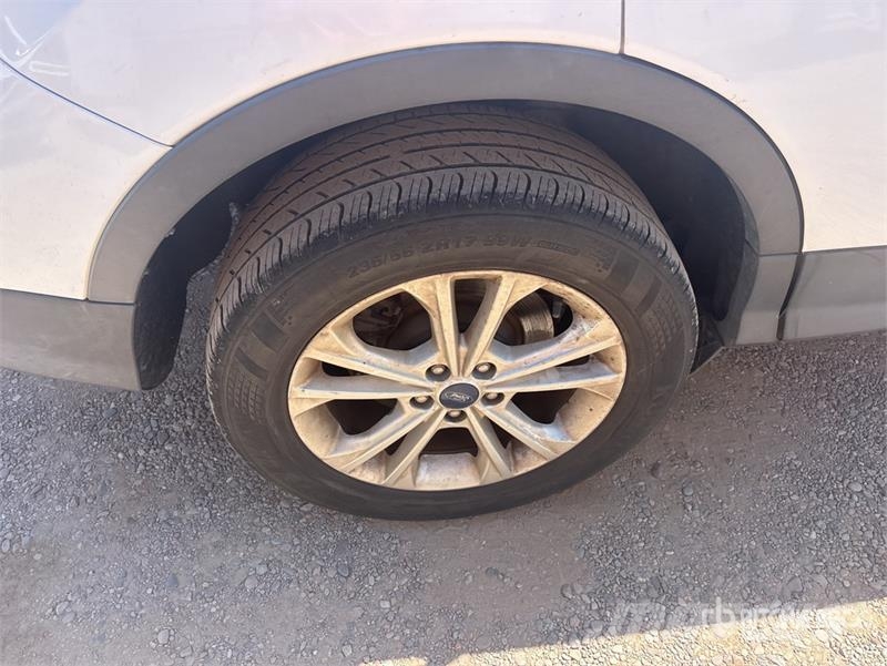 Ford Escape 4WD SUV Carros