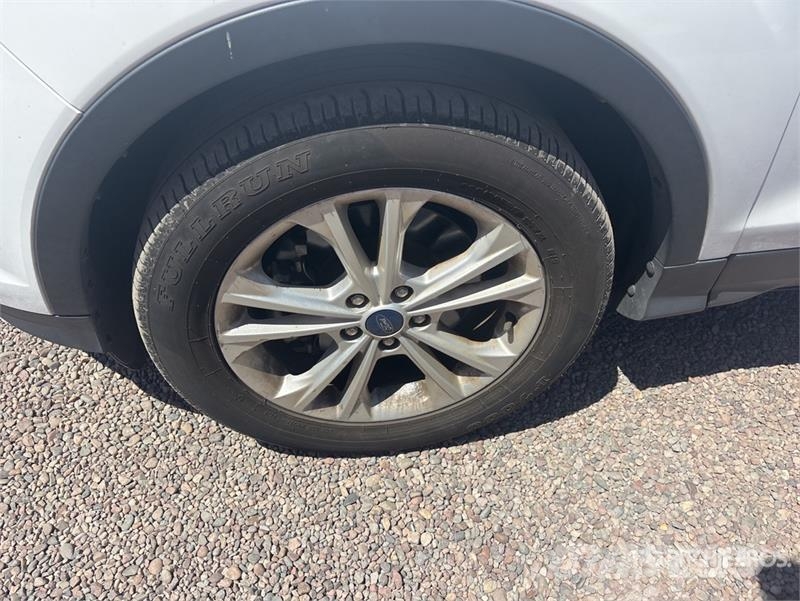 Ford Escape 4WD SUV Carros
