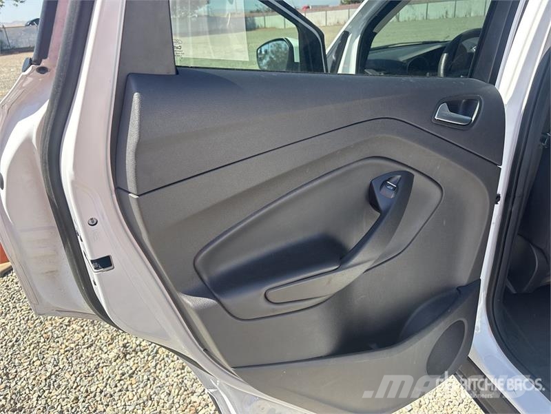 Ford Escape 4WD SUV Cars