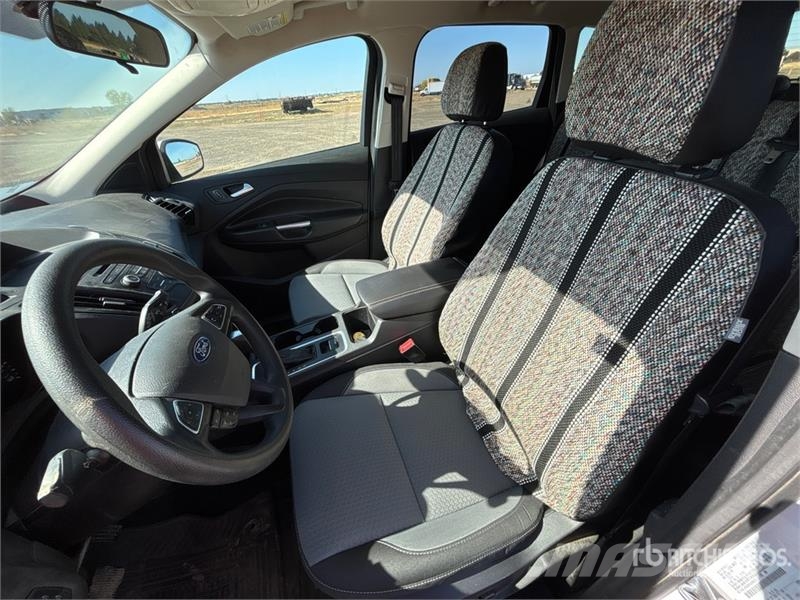 Ford Escape 4x4 SUV Automašīnas
