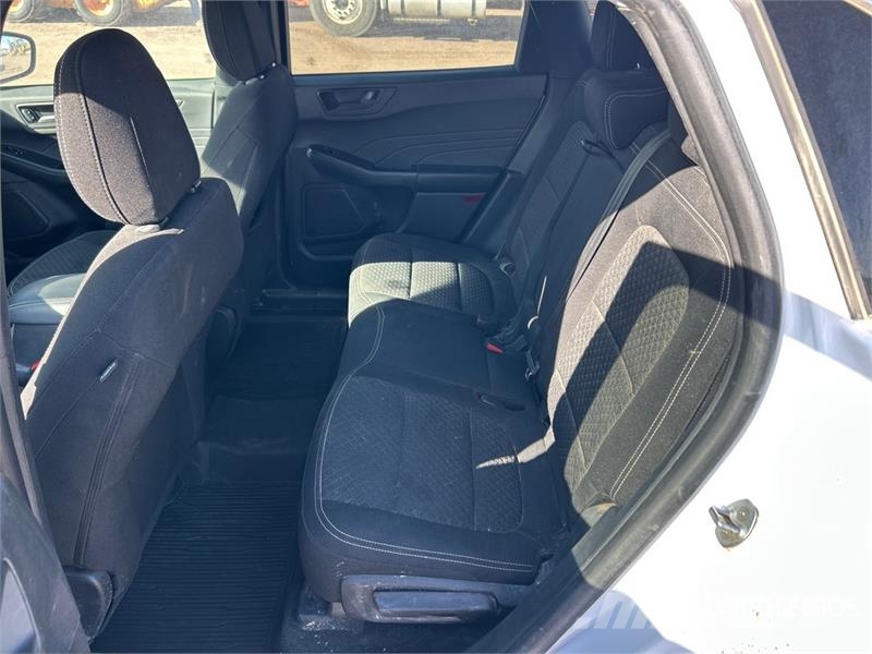 Ford Escape AWD Hybrid SUV Avtomobili