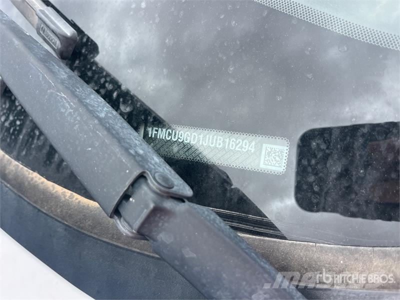 Ford Escape AWD SUV Автомобілі