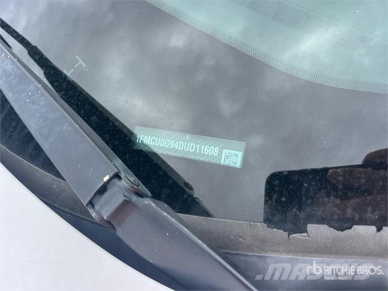 Ford Escape AWD SUV Автомобілі