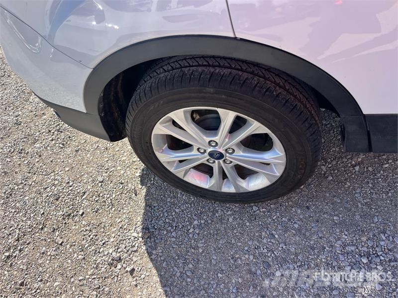 Ford Escape AWD SUV Автомобілі