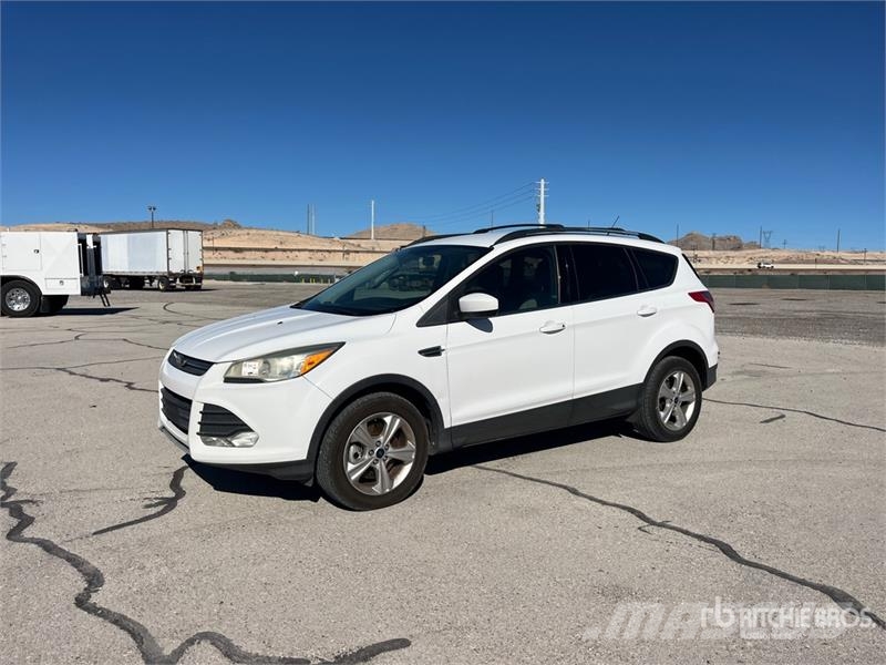 Ford Escape AWD SUV Автомобілі