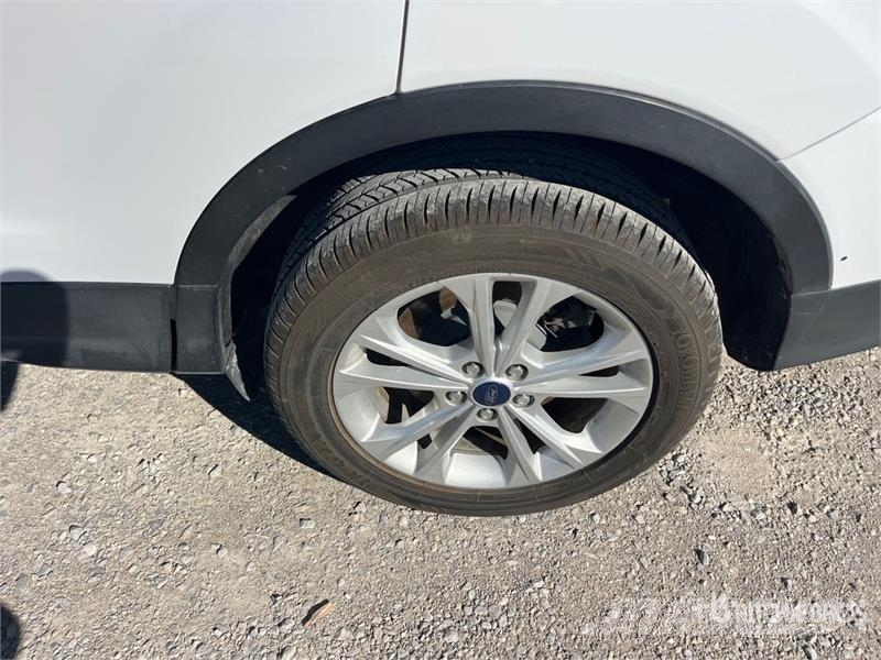 Ford Escape AWD SUV Автомобілі