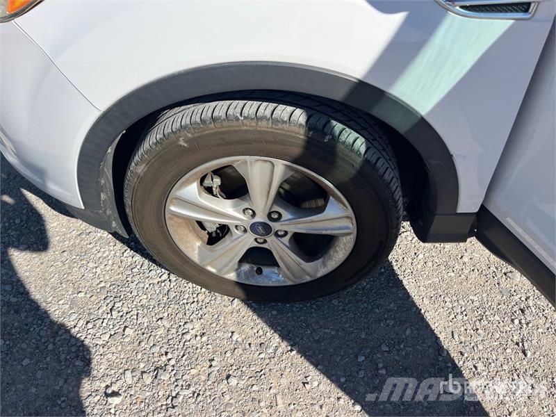 Ford Escape AWD SUV Автомобілі