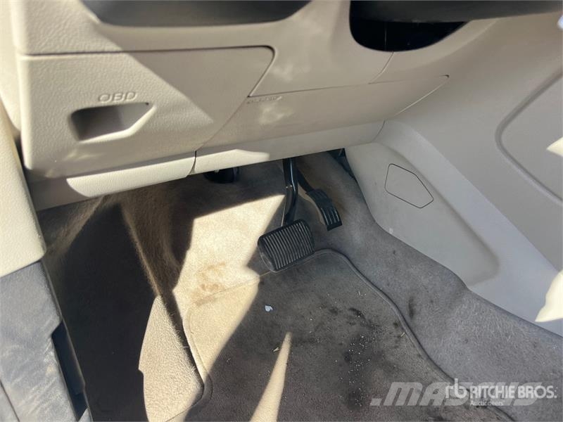 Ford Escape AWD SUV Автомобілі
