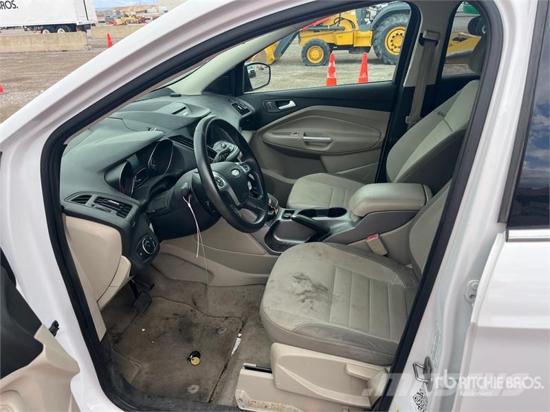 Ford Escape AWD SUV Автомобілі