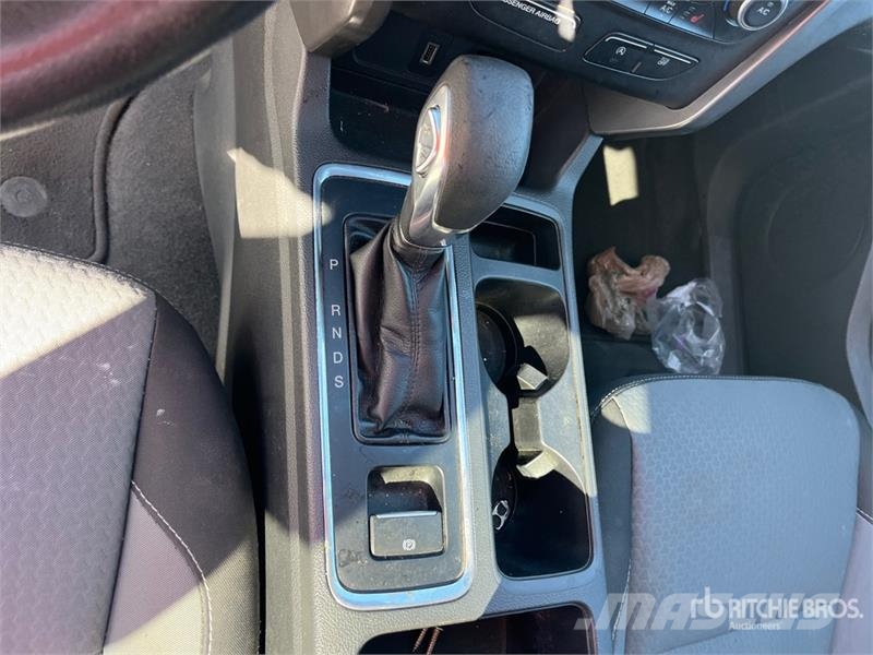 Ford Escape AWD SUV Автомобілі