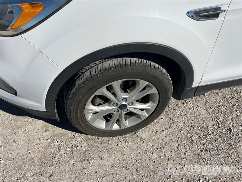 Ford Escape AWD SUV Автомобілі