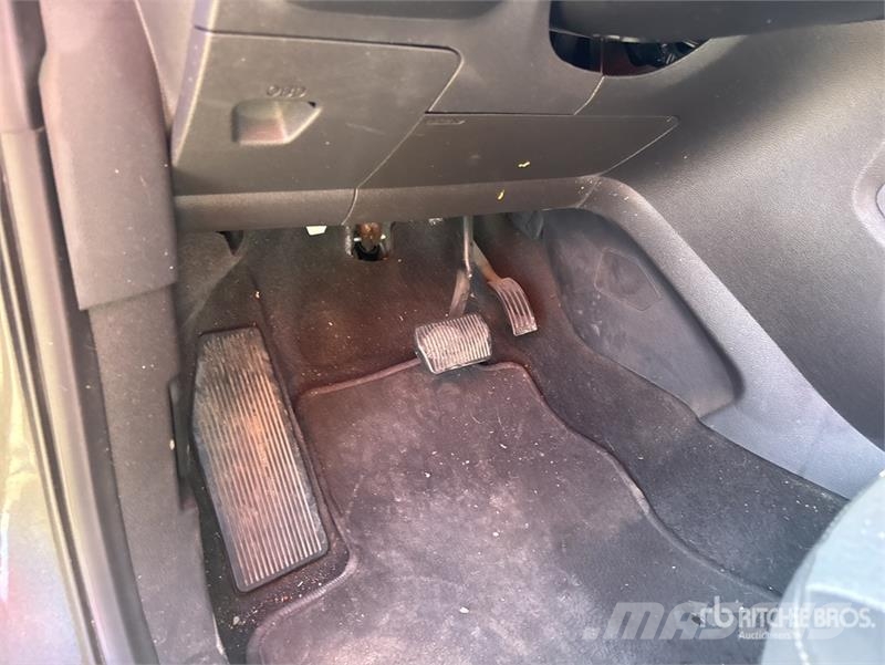 Ford Escape SE 2WD Ecoboost SUV 자동차