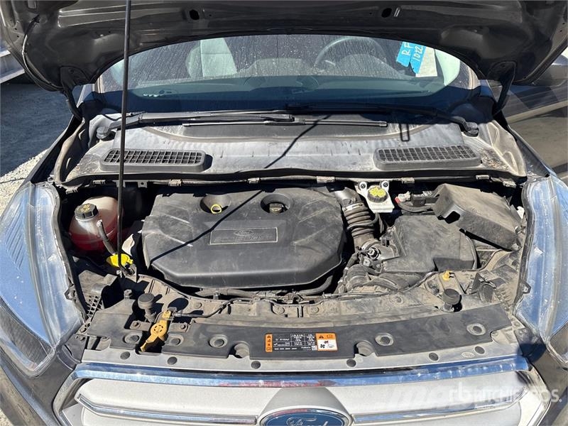 Ford Escape SE 2WD SUV Automobili