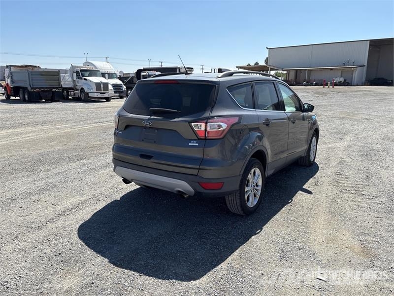 Ford Escape Se 2WD SUV 자동차