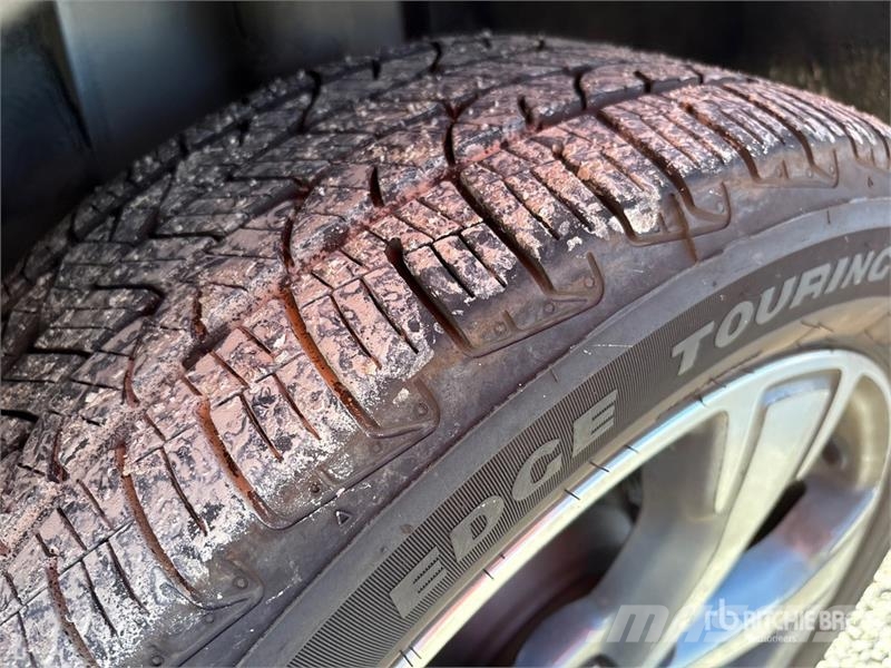 Ford Escape SE 2WD SUV Automašīnas