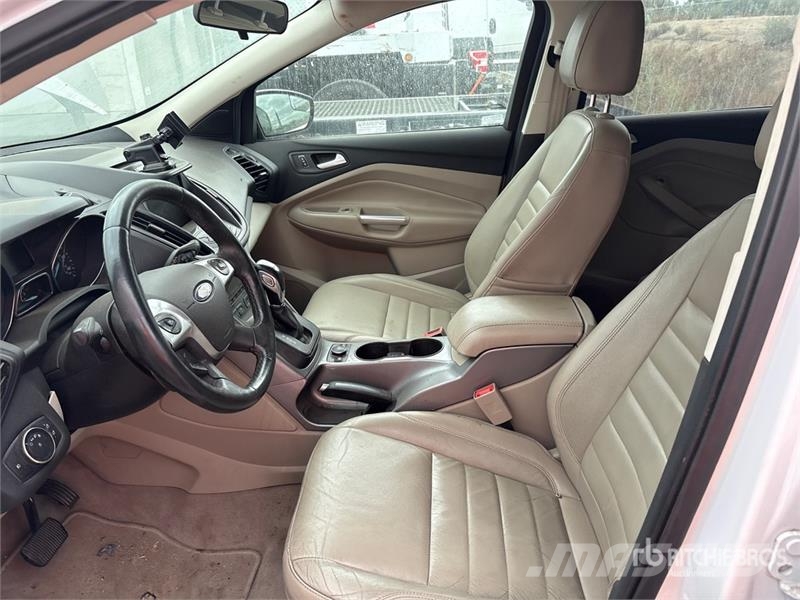 Ford Escape SE 2WD SUV 汽车