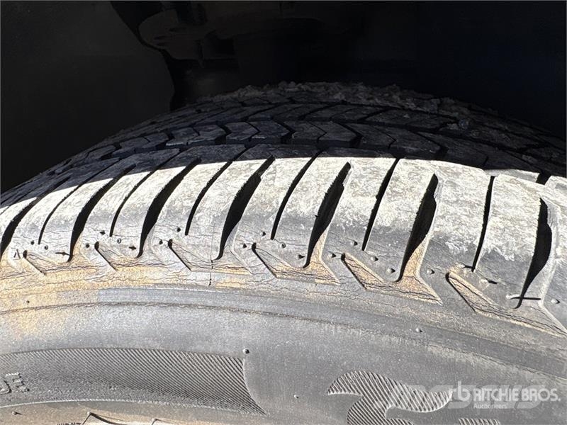 Ford Escape SE 2WD SUV Automašīnas