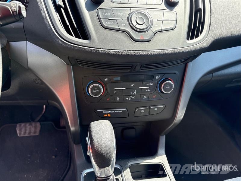 Ford Escape Se 2WD SUV 자동차