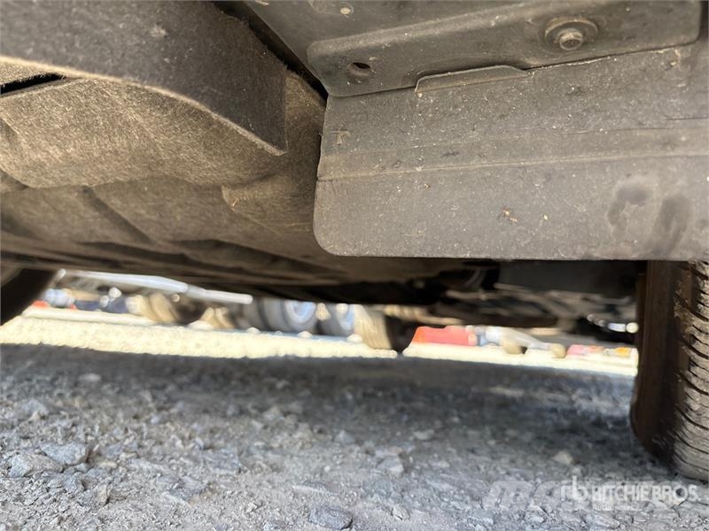 Ford Escape SE 2WD SUV Automobili