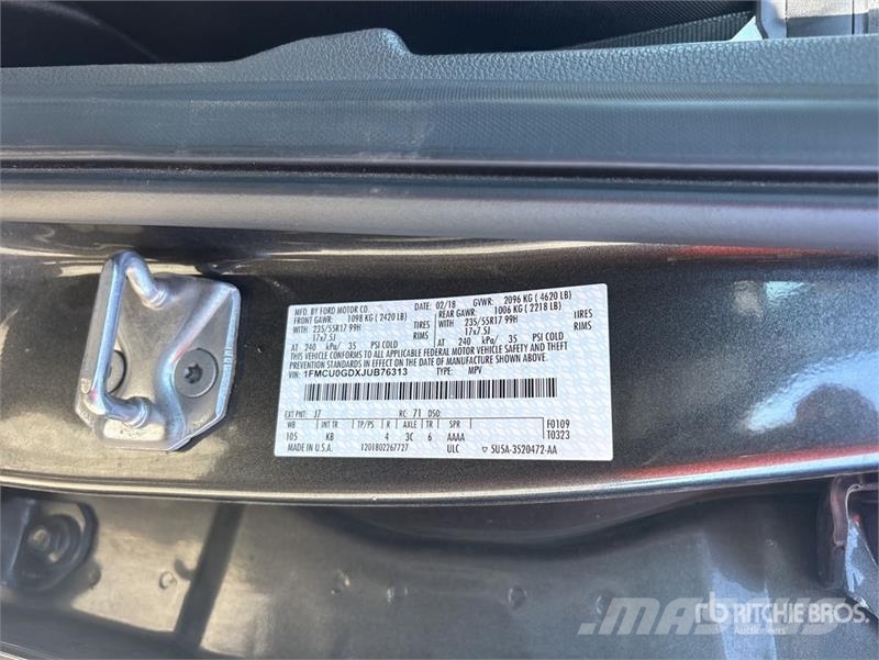 Ford Escape SE 2WD SUV Carros