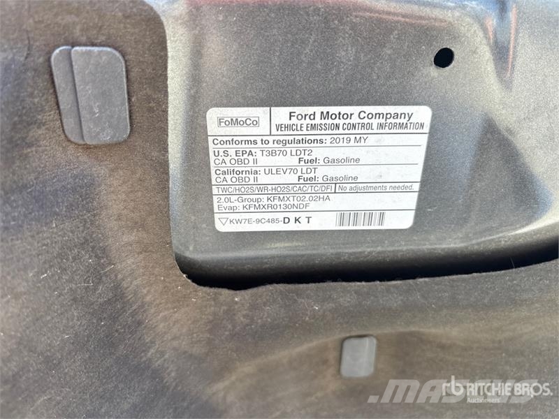 Ford Escape SE 2WD SUV Automobili