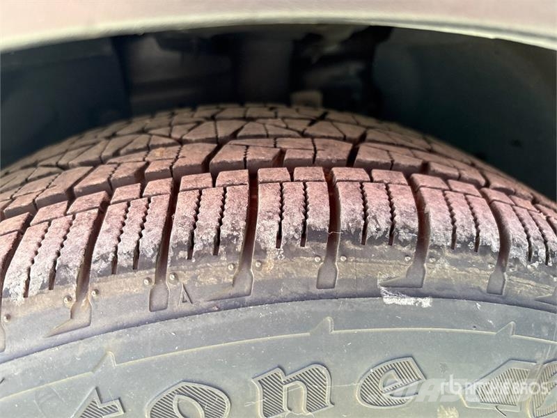 Ford Escape SE 2WD SUV Automobili