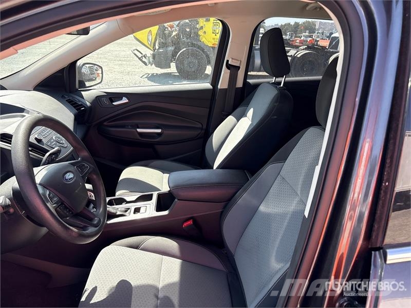 Ford Escape Se 2WD SUV 자동차