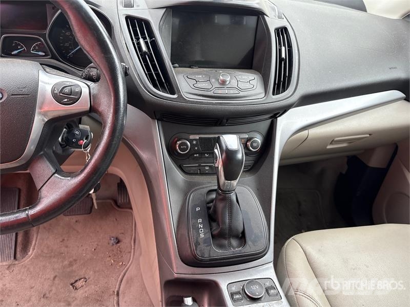 Ford Escape SE 2WD SUV 汽车