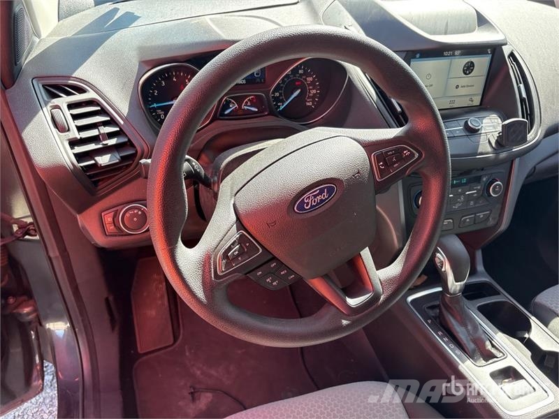Ford Escape SE 2WD SUV Automobili