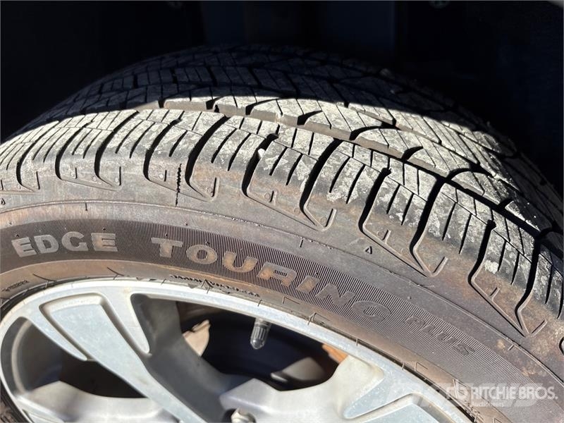 Ford Escape SE 2WD SUV Automašīnas