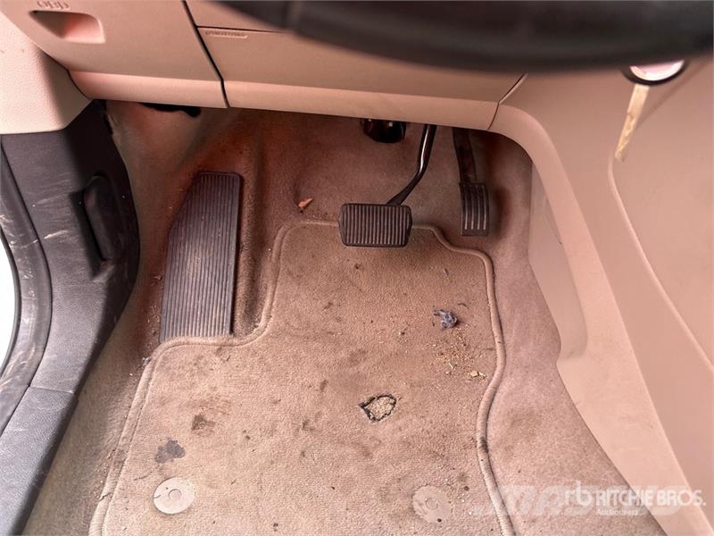 Ford Escape SE 2WD SUV 汽车