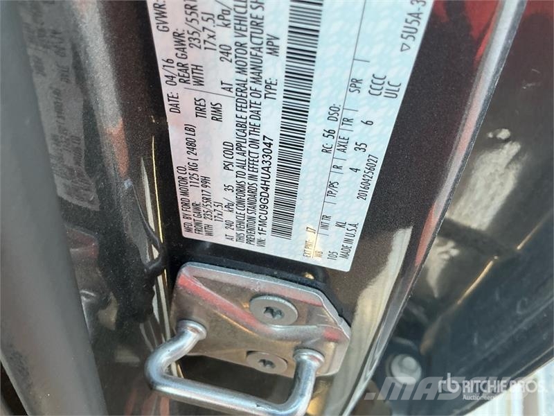 Ford Escape SE 4WD SUV (Inoperable) 자동차
