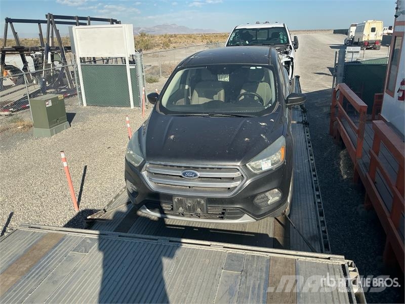 Ford Escape SE 4WD SUV (Inoperable) 자동차