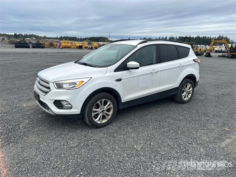 Ford Escape SE 4WD SUV 汽车