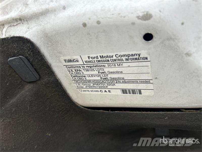 Ford Escape SE 4WD SUV 汽车
