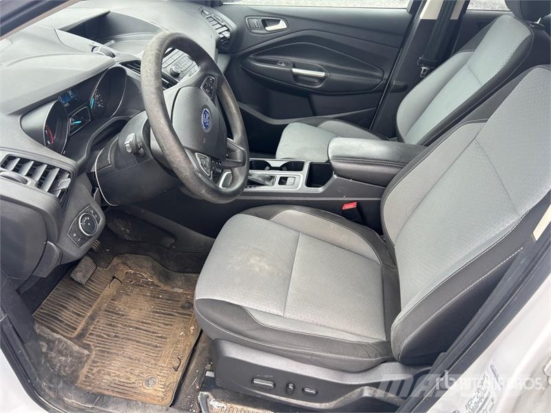 Ford Escape SE 4WD SUV 汽车