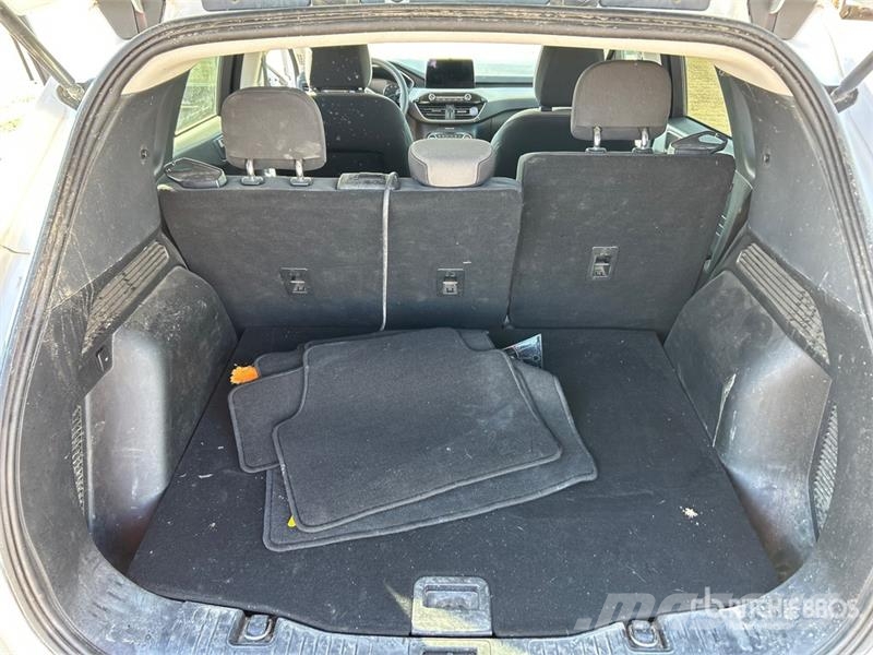 Ford Escape SE AWD Hybrid SUV Avtomobili
